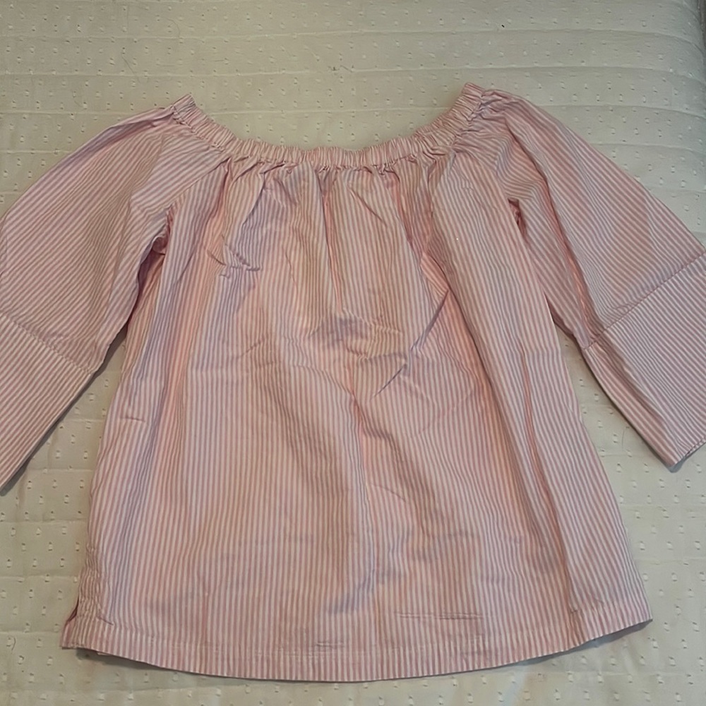 Women’s pinks striped blouse